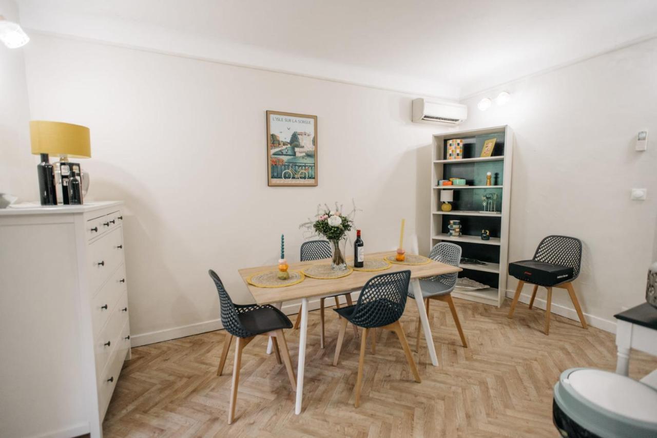 Charming Vacation Apartment Located In Isle-Sur-La-Sorgue 索格岛 外观 照片
